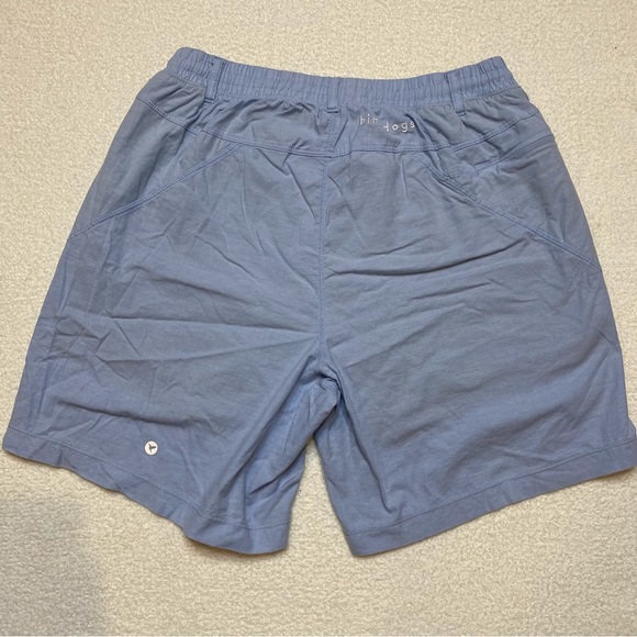 Birddogs Shorts Mens Birddogs Flying Wasps Gym Shorts Size Large